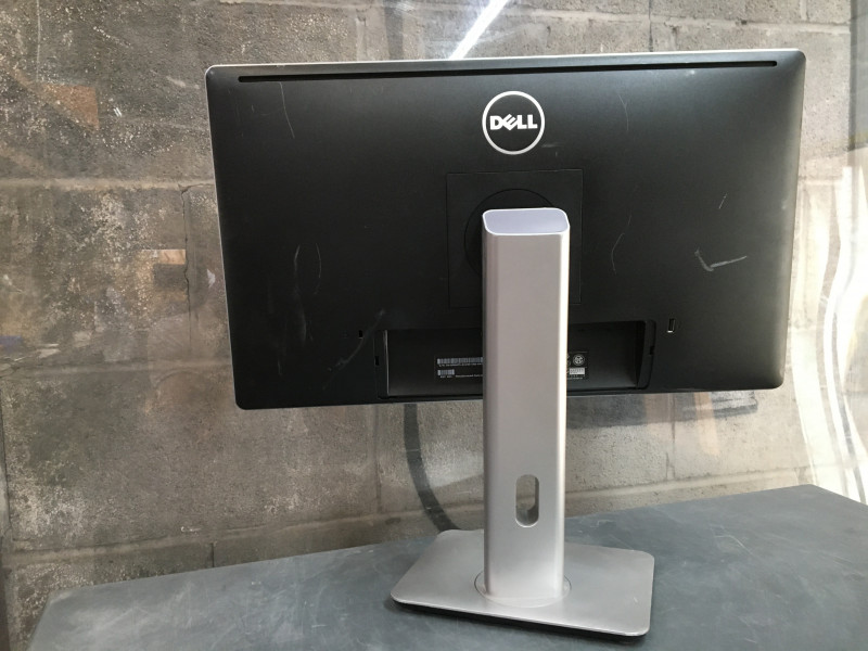 WHOLESALE.ERA - Dell 23 inch monitor model: P2314hc VGA, DVI, Display port  (M62)